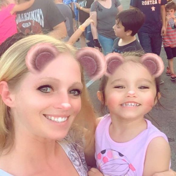 Meet your Posher, Ashley - Picture 1 of 1